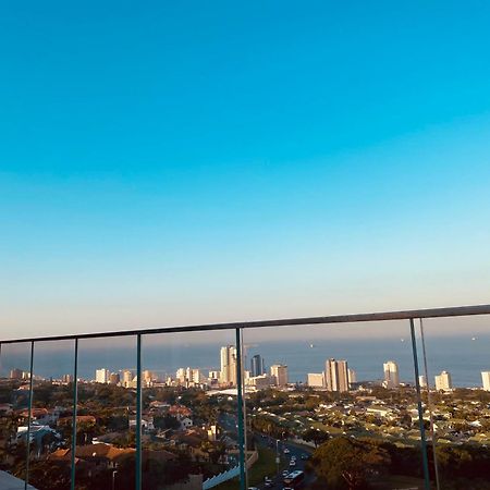 Appartamento Umhlanga Arch 10Th Floor- Sea Views! Durban Esterno foto