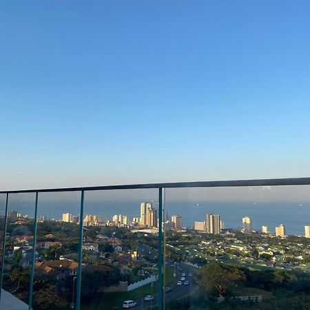 Appartamento Umhlanga Arch 10Th Floor- Sea Views! Durban Esterno foto