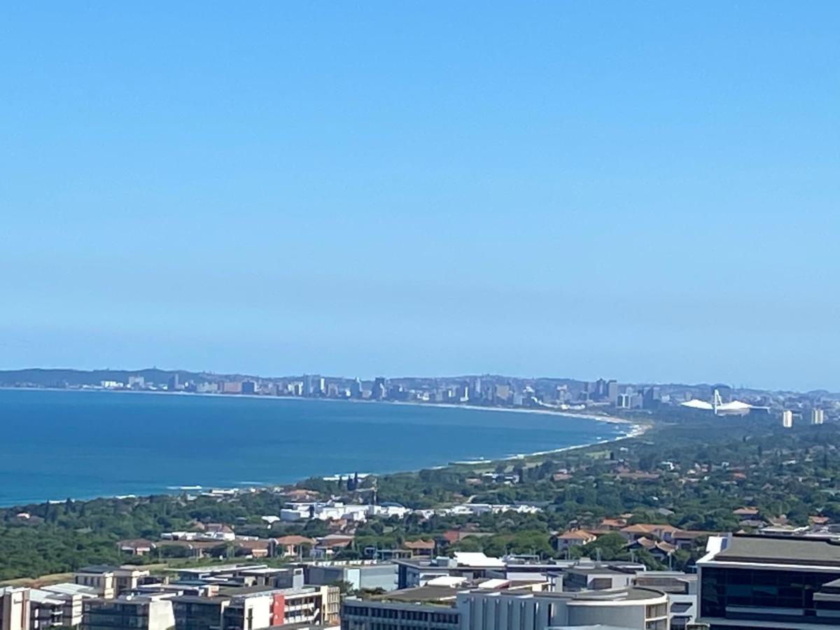 Appartamento Umhlanga Arch 10Th Floor- Sea Views! Durban Esterno foto
